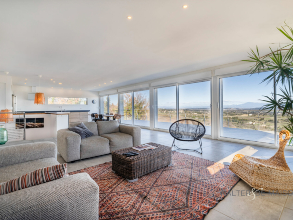 Maison 6 pièce(s) 200 m²