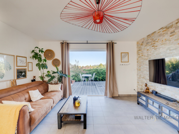 Maison 6 pièce(s) 139.67 m²