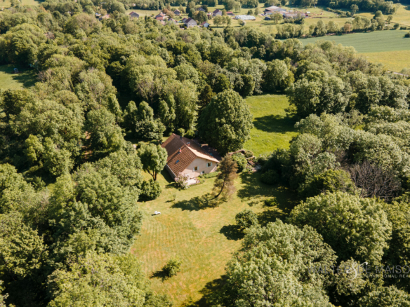 Maison 9 pièce(s) 216 m²