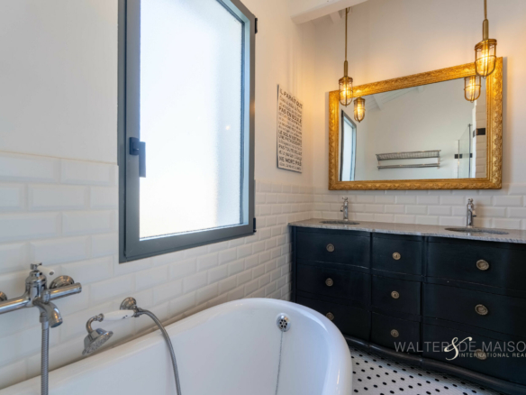 Maison 7 pièce(s) 146 m²