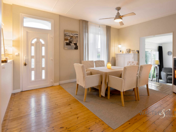 Maison 7 pièce(s) 156 m²