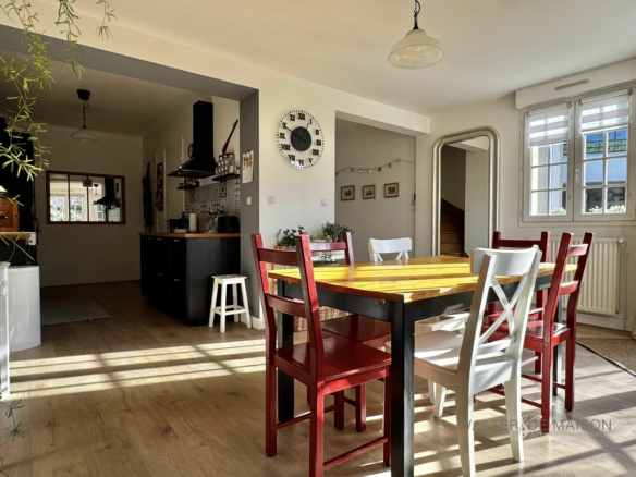 Maison 6 pièce(s) 138 m²