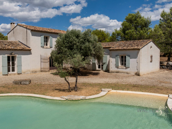 Maison 6 pièce(s) 240 m²