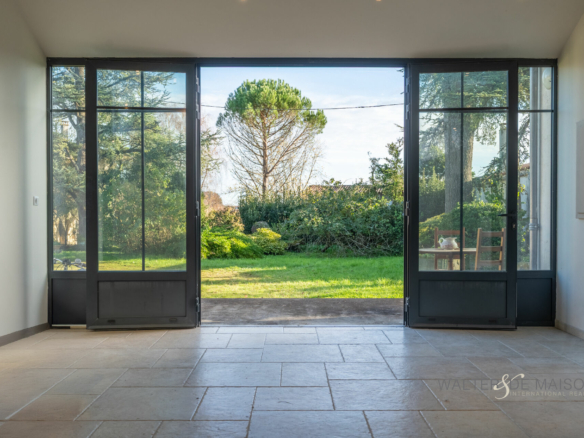 Maison 6 pièce(s) 230.13 m²