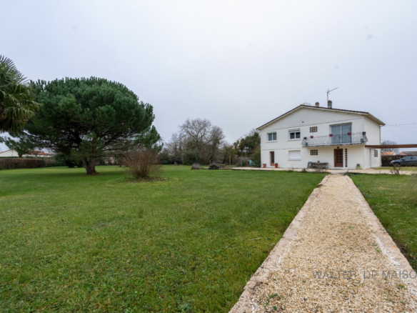 Maison 5 pièce(s) 107.78 m²