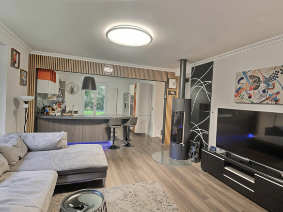 Maison 8 pièces 260 m²