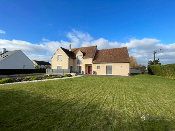 Maison 6 pièces 239 m²