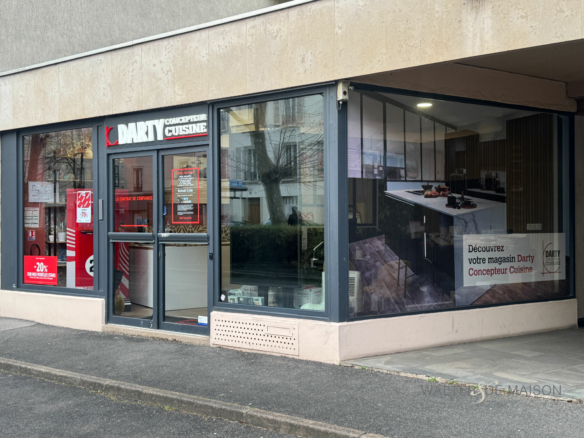 Local professionnel 120 m²