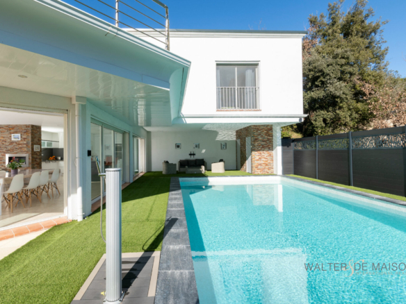 Maison 5 pièce(s) 188 m²