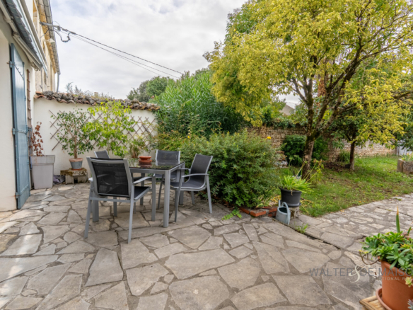 Maison 7 pièces 232.77 m²