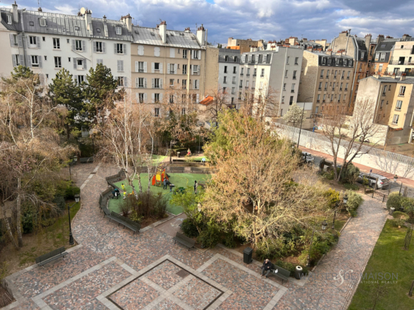 Appartement 4 pièces 143.9 m²