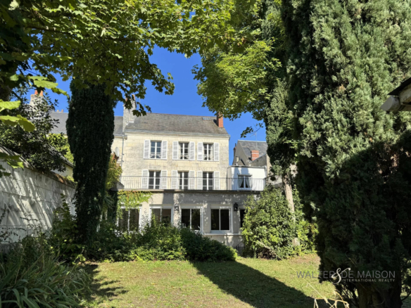 Maison 12 pièces 354 m²