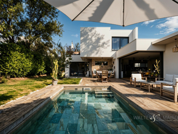 Maison 6 pièces 233 m²