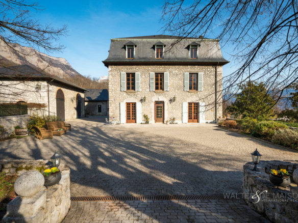 Demeure 16 pièces 540 m²