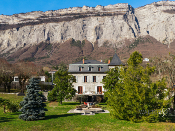 Demeure 16 pièces 540 m²