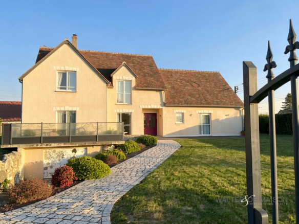 Maison 6 pièces 239 m²