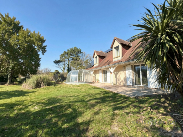 Maison 9 pièces 340 m²