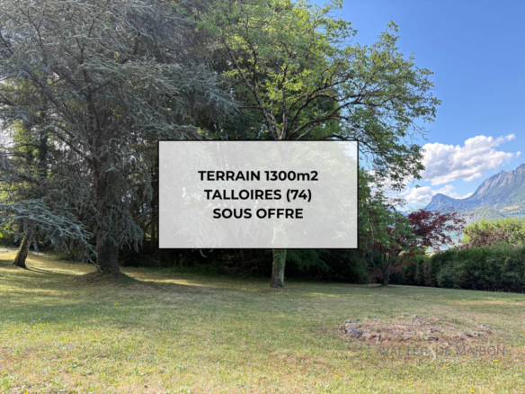 Terrain 1300 m²