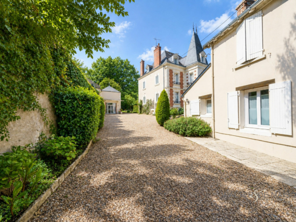 Demeure 27 pièces 700 m²