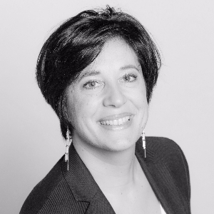 Caroline NEYROUMANDE